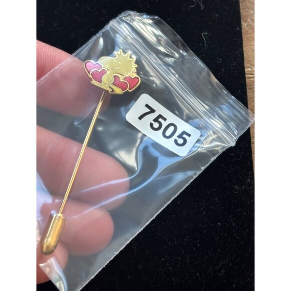 Snoopy & Woodstock Tie Pin Lapel Stickpin Enamel Hearts Design - Picture 3 of 8